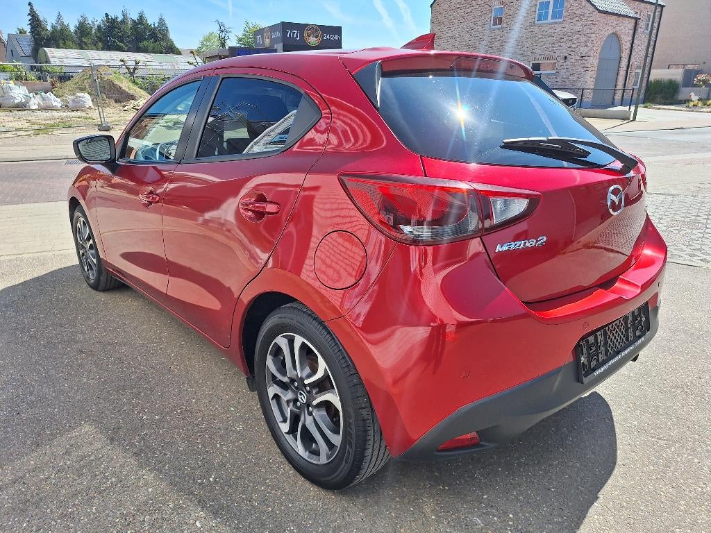 Mazda2 MY2017, 5 PRT, 1,5 L, SKYACTIV-G, 90 ch, Ginza, 5 MT, Rouge, Achat, Euro 6, Entreprise