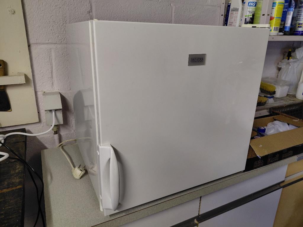 DIEPVRIEZER 50 LITER, Elektronische apparatuur, Minder dan 85 cm, Minder dan 60 cm, Zo goed als nieuw, Vrijstaand