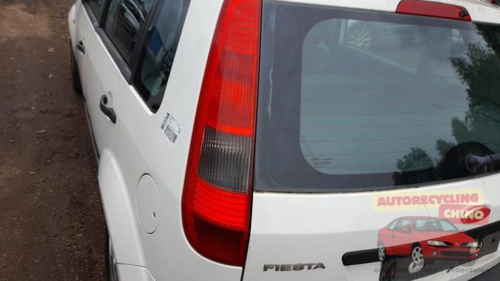 Feu arrière gauche d'un Ford Fiesta, -, 3 mois de garantie, -, -