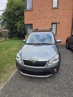 Skoda Roomster en parfait État, Auto's, Skoda, Euro 5, Stof, Zwart, 1580 cc
