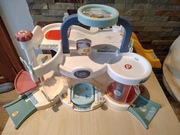 Smoby speelgarage kinderen beschikbaar voor biedingen