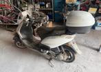 Piaggio fly -2010 - km 13000, Fietsen en Brommers, Ophalen, Piaggio, Gebruikt