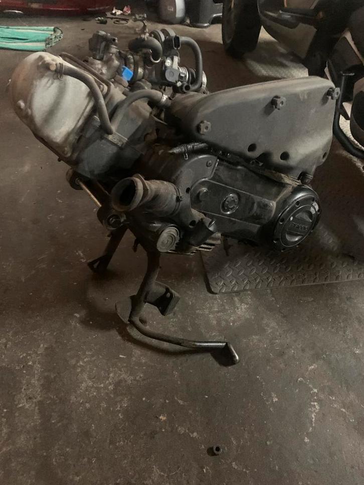 Vespa onderdelen, Fietsen en Brommers, Scooters | Piaggio, Zo goed als nieuw, Overige modellen, Klasse A (25 km/u), Benzine, Ophalen