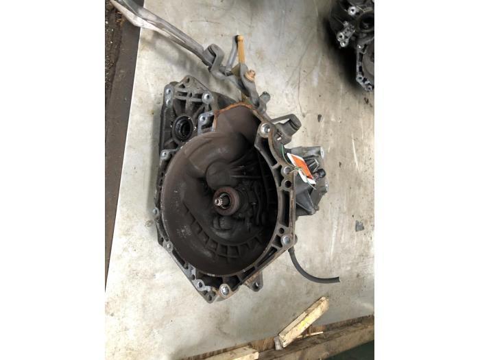 Versnellingsbak van een Opel Corsa, Auto-onderdelen, Transmissie en Toebehoren, Opel, Gebruikt, 3 maanden garantie, Ophalen of Verzenden