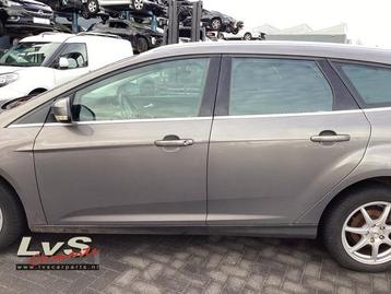 Portier 4Deurs links-voor van een Ford Focus (PN4AR0) beschikbaar voor biedingen
