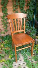 7 houten stoelen +1, Ophalen