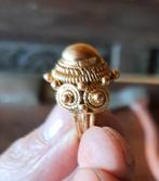 18k zeldzame gouden ring .model zeeuwse knoop, Antiek en Kunst, Antiek | Zilver en Goud, Ophalen of Verzenden
