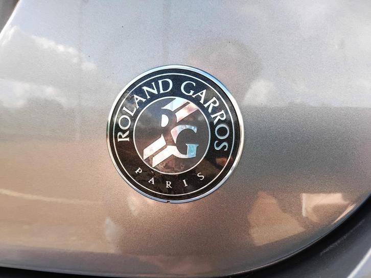 Peugeot 207 cabriolet benzine 1.6 ROLAND GAROS, Auto's, Peugeot, Particulier, ABS, Airbags, Airconditioning, Alarm, Bluetooth