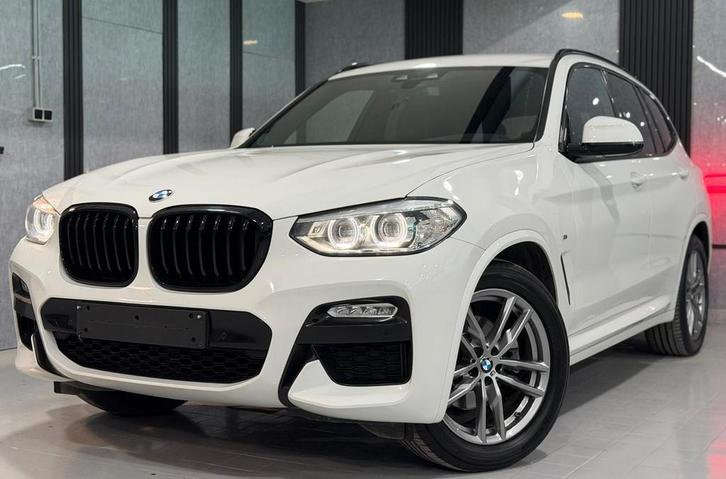 BMW X3 2.0dA sDrive 18 PACK M

** 2019 ** 170 000 KM **, Autos, BMW, Particulier, X3, ABS, Phares directionnels, Airbags, Air conditionné