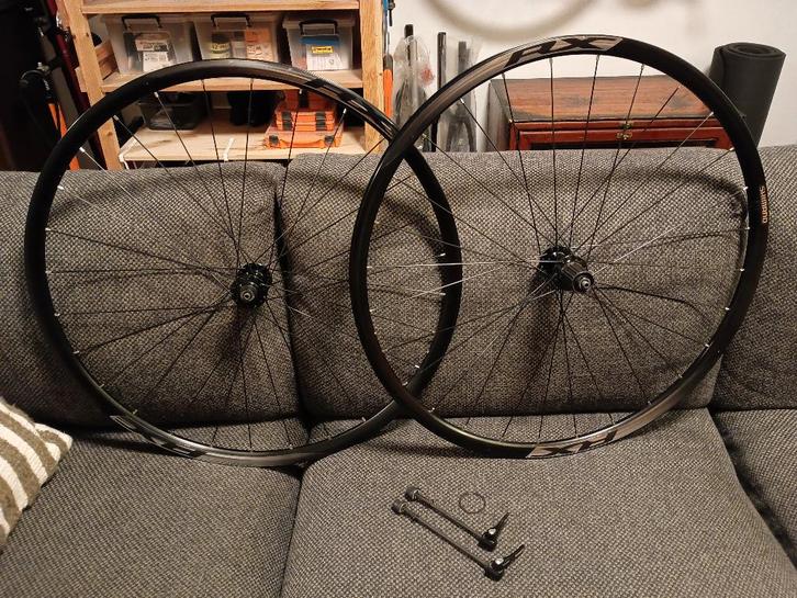 Shimano WH-RX010 wielset - Centerlock, Fietsen en Brommers, Fietsonderdelen, Gebruikt, Racefiets, Wiel, Ophalen of Verzenden