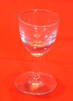 verre a liqueur avec petit pied guiochet (7), Enlèvement ou Envoi