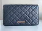 Handtasje Love Moschino. Zwart , rode binnenkant., Handtassen en Accessoires, Tassen | Damestassen, Verzenden, Zwart