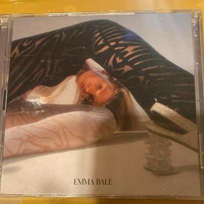 IN PERFECTE NIEUWSTAAT DUBBELE CD EMMA BALE/RETRO SPECT !, Cd's en Dvd's, Cd's | Pop, Zo goed als nieuw, Ophalen of Verzenden