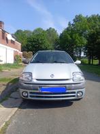 Renault Clio / 120.000 km, Auto's, Renault, Te koop, Zilver of Grijs, Benzine, Airbags