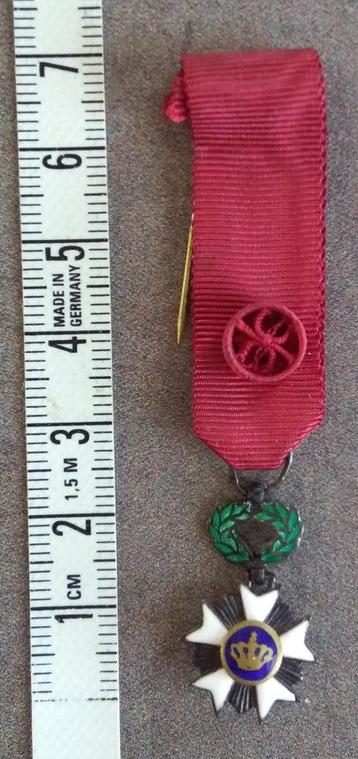 Medaille diminutief kroonorde officier zilverstempels ring beschikbaar voor biedingen