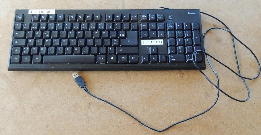 Clavier d'ordinateur AZERTY avec fil, Computers en Software, Toetsenborden, Azerty, Draadloos, Ophalen