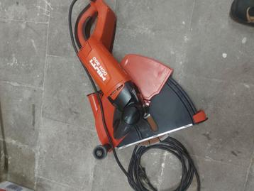 Hilti DCH 300 elektrische doorslijpmachine
Elektrische doors beschikbaar voor biedingen