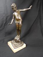 19e eeuws figuur van balancerende jongen, Antiek en Kunst, Antiek | Brons en Koper, Ophalen