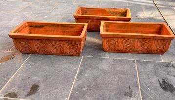 2 + 1 gratis bloembak plantenpot Italiaans terra cotta steen beschikbaar voor biedingen