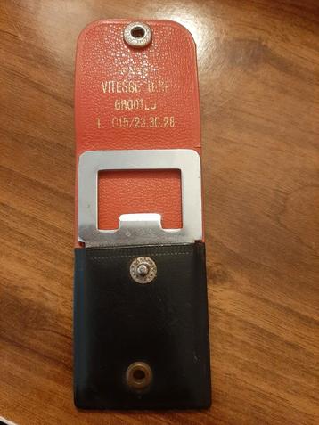 Vintage café Vitesse Grootlo flessenopener
 beschikbaar voor biedingen
