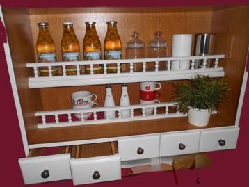 URGENT ETAGERE AVEC TIROIRS beschikbaar voor biedingen