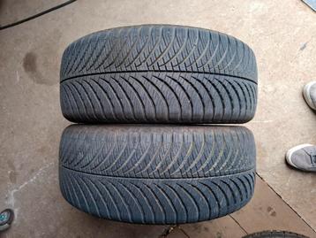 2 stuks 4 seisoensbanden 205/50R17 beschikbaar voor biedingen
