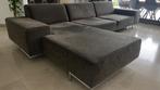 Strakke zetel met chaise longue plus ottoman, Ophalen, Gebruikt
