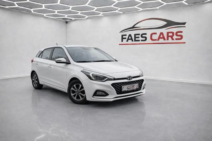 hyudai I20 active uitvoering, Auto's, Hyundai, Bedrijf, Te koop, i20, Achteruitrijcamera, Benzine, Euro 6, Berline, 5 deurs, Handgeschakeld