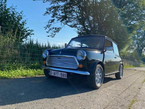 Austin mini 1000, Autos, Mini, Particulier, Essence, Coupé, 3 portes, Boîte manuelle, Vert, Beige, Autre, Traction avant, Enlèvement