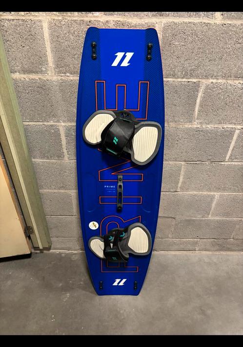 Kitesurf set, Watersport en Boten, Kitesurfen, Zo goed als nieuw, Kite, Ophalen