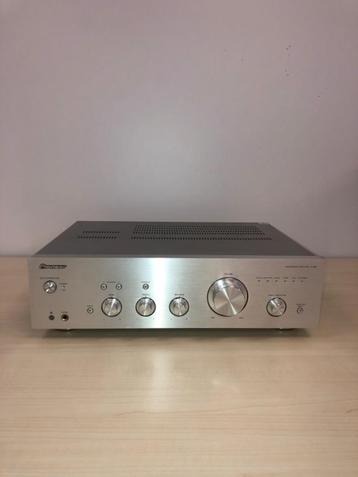 Pioneer A-30 beschikbaar voor biedingen