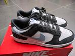Nieuwe Nike Dunk Low white/armory blue, Kleding | Heren, Schoenen, Wit, Nike, Nieuw, Ophalen of Verzenden