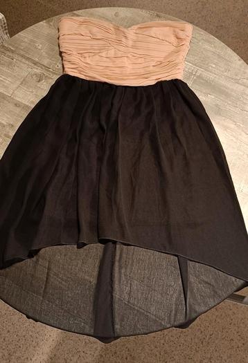 Zeer mooie jurk van Graffith, in lichtroze en zwart, maat 38
