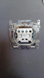 niko Socle interrupteur va-et-vient 170-01616, Ophalen of Verzenden, Gebruikt, Schakelaar