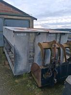 Deux Trémies à grains, Articles professionnels, Agriculture | Aliments pour bétail, Enlèvement