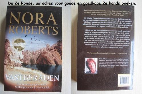 651 - Vastberaden - Nora Roberts, Livres, Thrillers, Comme neuf, Envoi