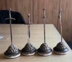 4 miniatuur zwaarden, Verzamelen, Ophalen, Zo goed als nieuw