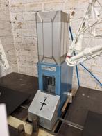 ponsmachine  TAMA, Ophalen, Zo goed als nieuw