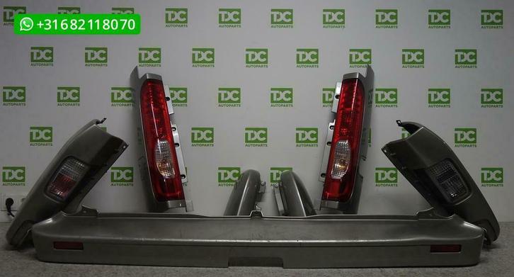 Renault Trafic ('01-'14) Achterbumper beige metallic, Auto-onderdelen, Carrosserie, Bumper, Renault, Achter, Gebruikt, Ophalen of Verzenden