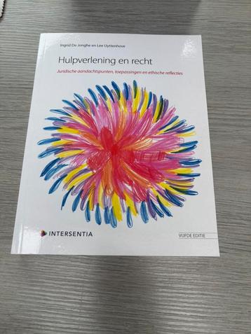 Lee Uyttenhove - Hulpverlening en recht (vijfde editie) beschikbaar voor biedingen