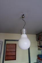 Grote lamp uit de jaren zeventig, Ophalen