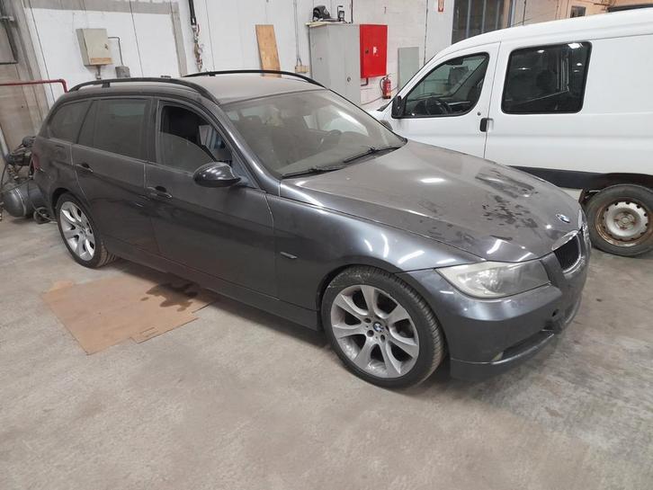 ALLE ONDERDELEN BMW E91 automaat //5060 AUVELAIS, Auto-onderdelen, Carrosserie, BMW, Voor, Achter, Links, Rechts, Gebruikt, Ophalen