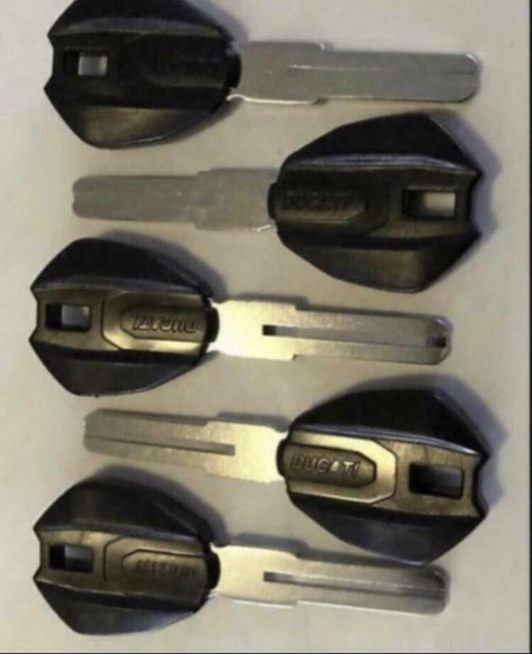 Clé Ducati, non aiguisée, neuve, Motos, Accessoires | Cadenas, Enlèvement ou Envoi