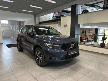 Volvo XC40 PLUS DARK B3 MHEV AUTOMAAT NIEUW beschikbaar voor biedingen