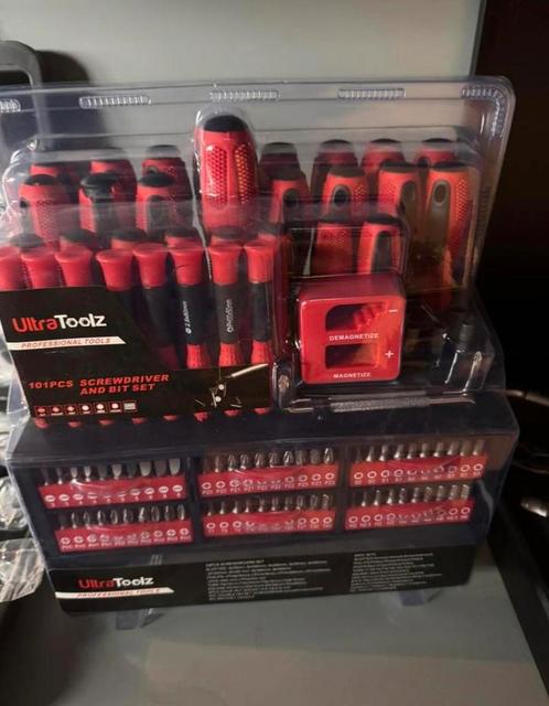 101 DELIG SCHROEVENDRAAIER SET NIEUW - MET BITTEN, Auto diversen, Autogereedschap, Nieuw, Ophalen of Verzenden