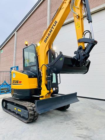 SHANTUI 3,6 t/ MINIGRAVER/ BINNENDRAAIER  beschikbaar voor biedingen