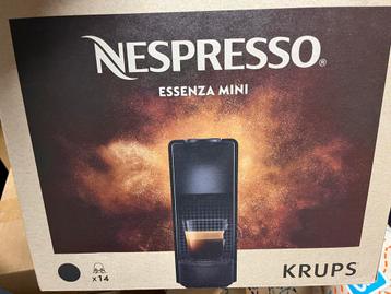 Koffiezet nespresso Krups essenza zwart incl 14cups nieuw beschikbaar voor biedingen