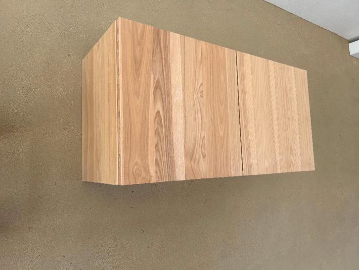 Hangkast voor dampkap in es, toonzaalmodel, Huis en Inrichting, Keuken | Keukenbenodigdheden, Ophalen