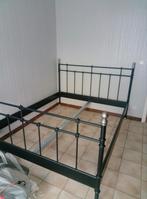 zwart stalen bed van 160cm breed en 200cm lang., Huis en Inrichting, Slaapkamer | Bedden, Ophalen, Zo goed als nieuw, Zwart
