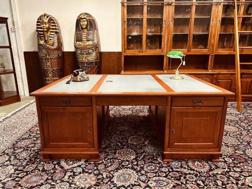 Zeer Groot Engels Klassiek Chesterfield Bureau Partnerdesk, Antiek en Kunst, Antiek | Kantoor en Zakelijk, Ophalen of Verzenden